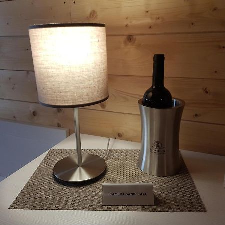 Lorica Suite Lago Luaran gambar