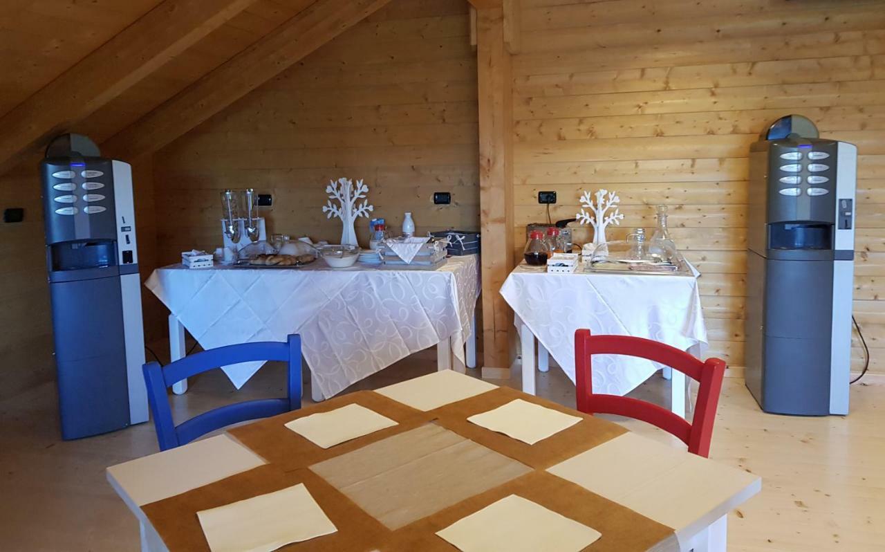 Lorica Suite Lago Luaran gambar